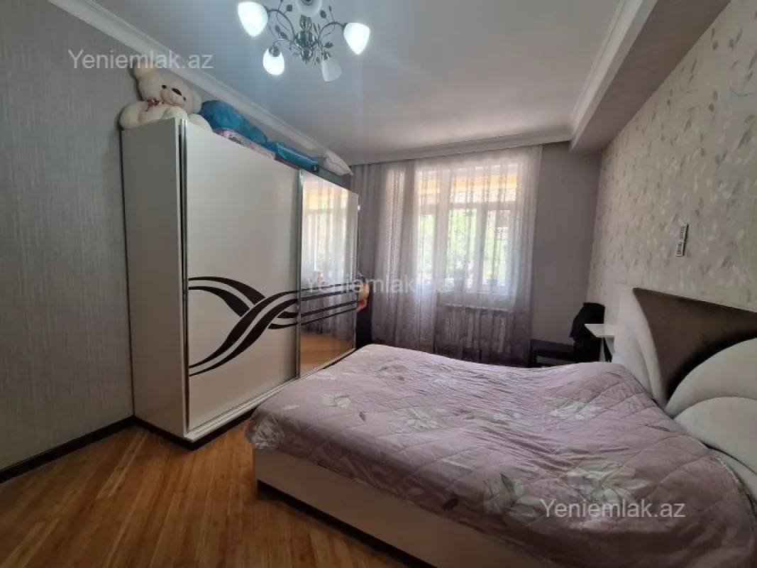 Satılır 3 otaqlı yeni tikili 100 m²