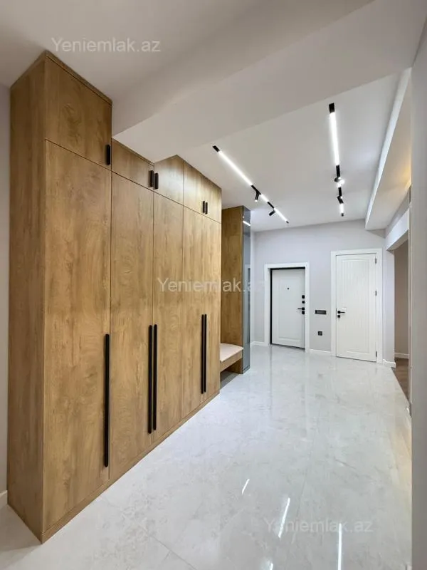 Satılır 3 otaqlı yeni tikili 118 m²