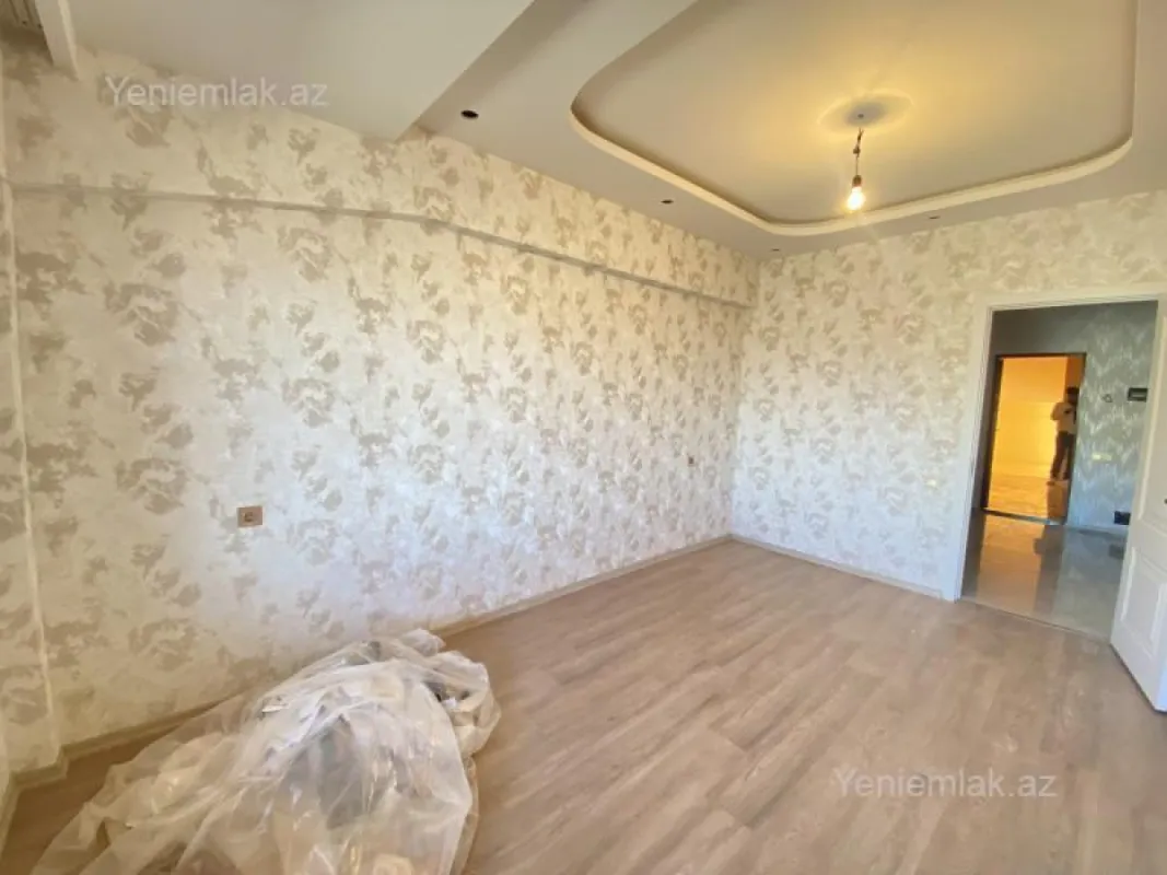 Satılır 2 otaqlı yeni tikili 61 m²