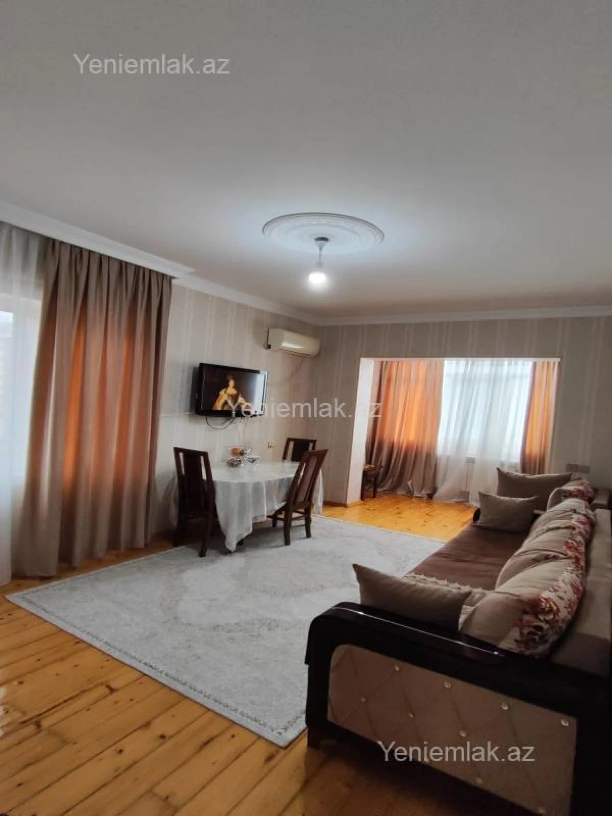 Satılır 2 otaqlı köhnə tikili 65 m²