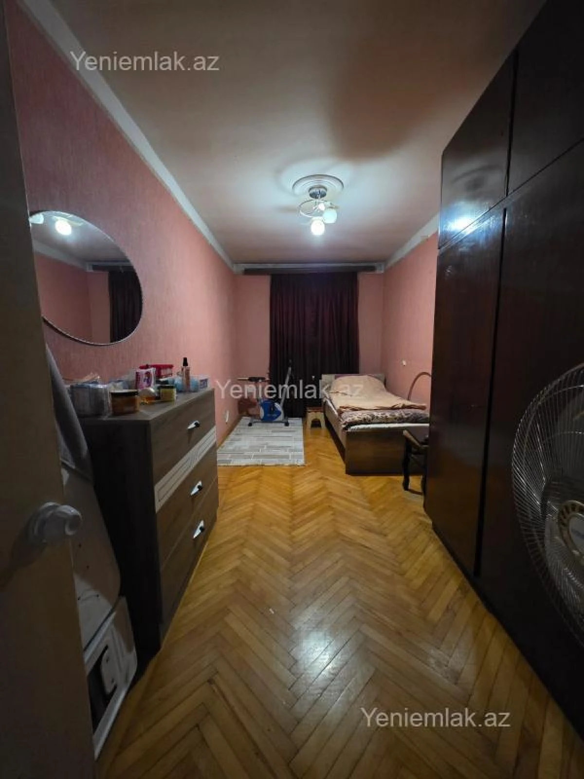 Satılır 3 otaqlı köhnə tikili 70 m²