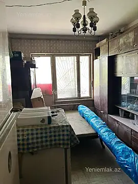 Satılır 4 otaqlı köhnə tikili 90 m²