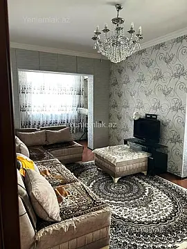 Satılır 4 otaqlı köhnə tikili 90 m²