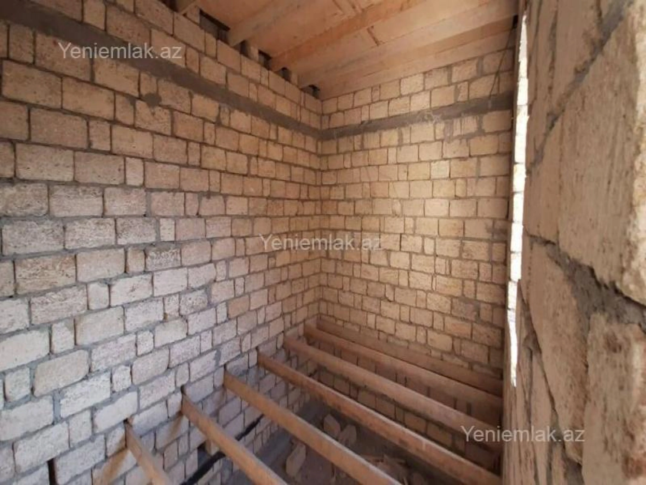 Satılır 2 otaqlı həyət evi 36 m²