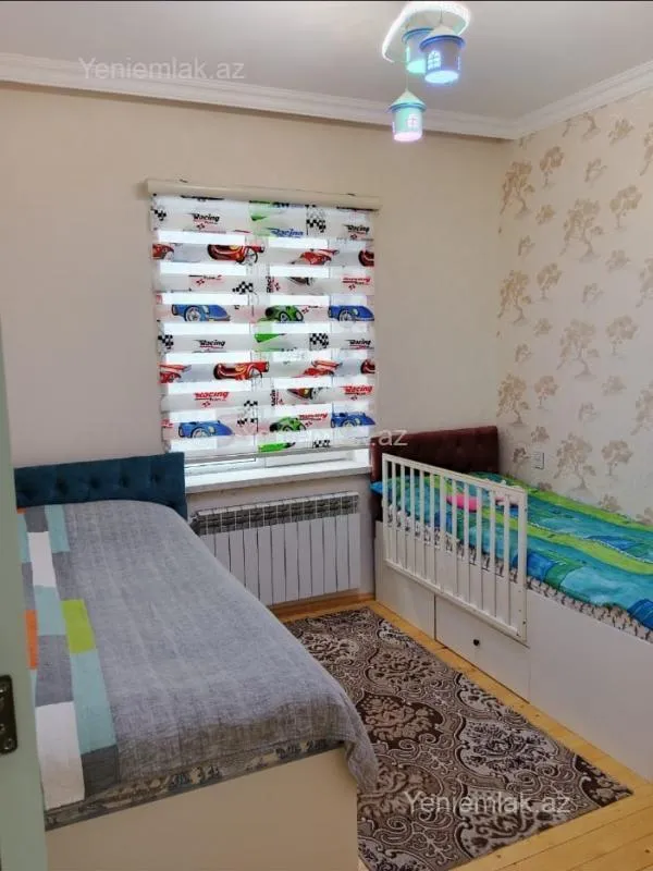 Satılır 6 otaqlı həyət evi 220 m²