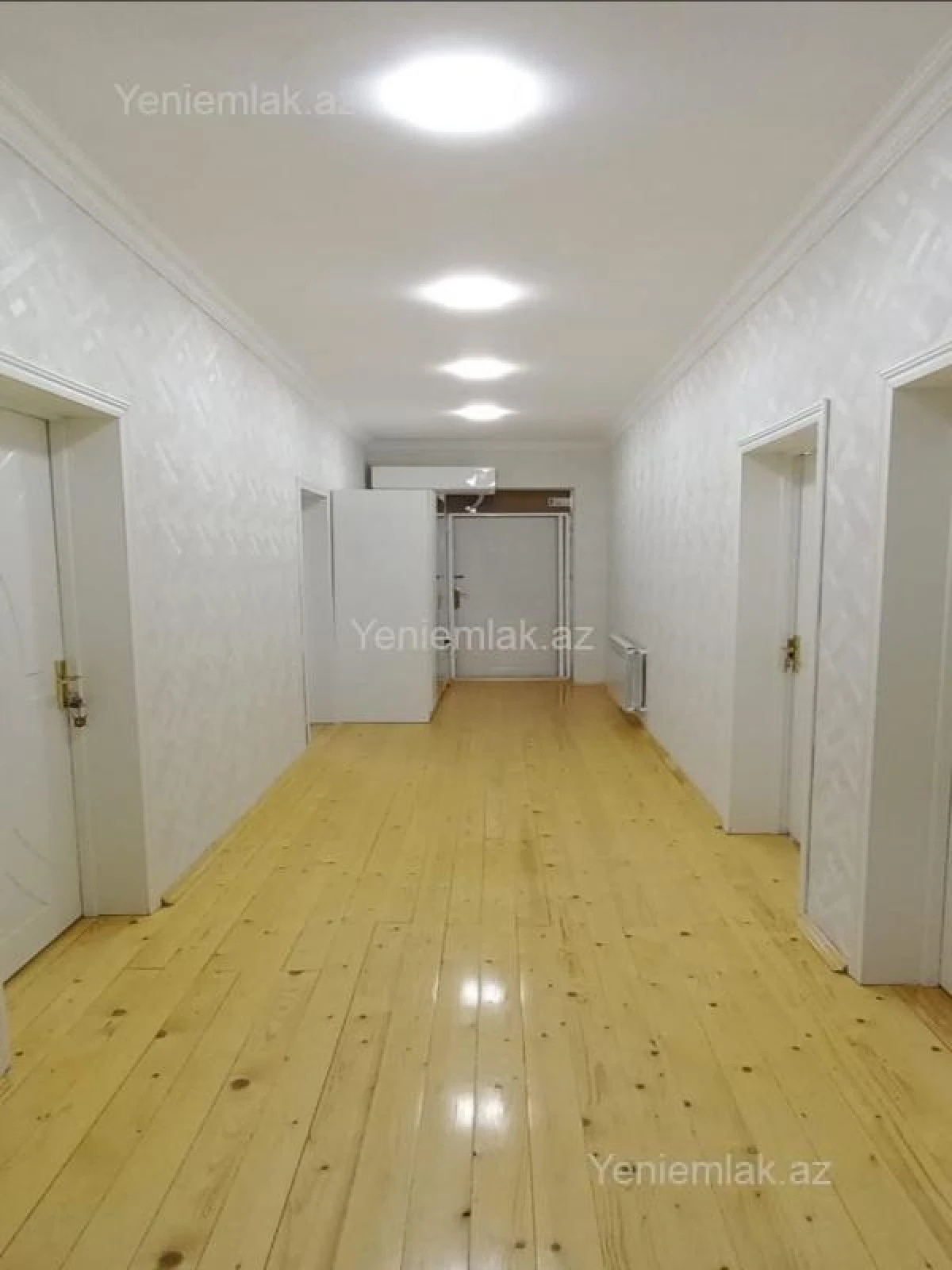 Satılır 6 otaqlı həyət evi 220 m²