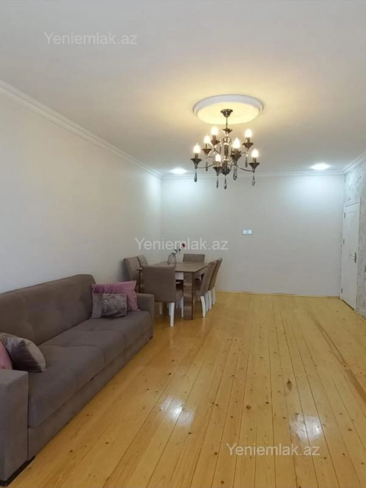 Satılır 6 otaqlı həyət evi 220 m²