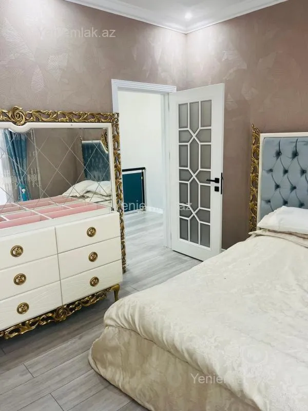 Satılır 4 otaqlı həyət evi 125 m²