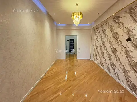 Satılır 3 otaqlı yeni tikili 135 m²