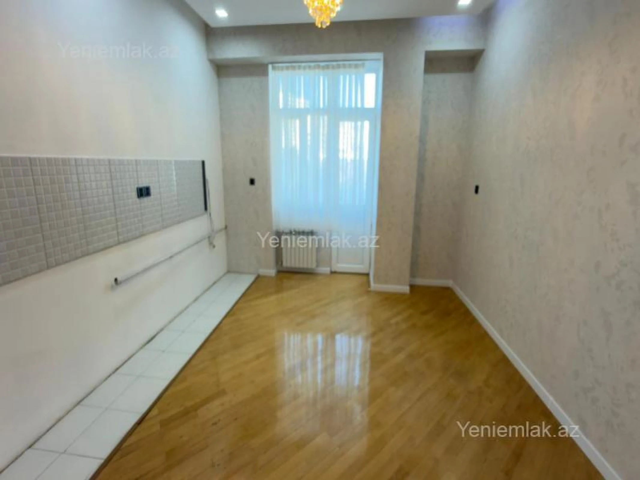 Satılır 3 otaqlı yeni tikili 135 m²