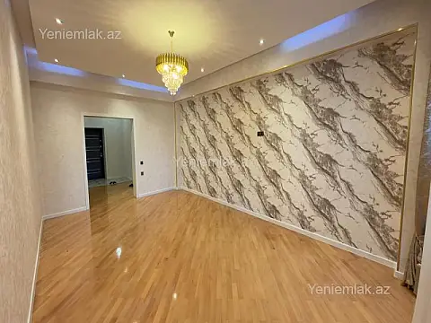 Satılır 3 otaqlı yeni tikili 135 m²
