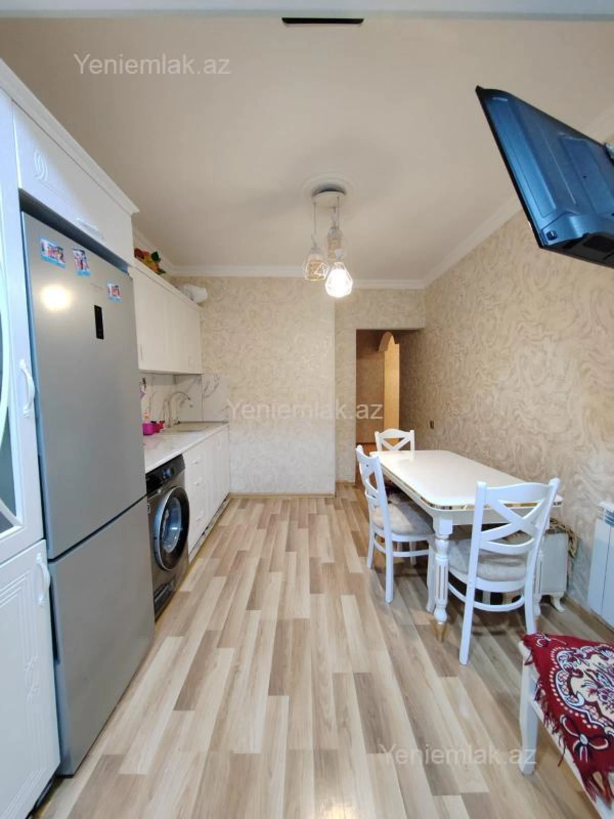 Satılır 3 otaqlı köhnə tikili 80 m²