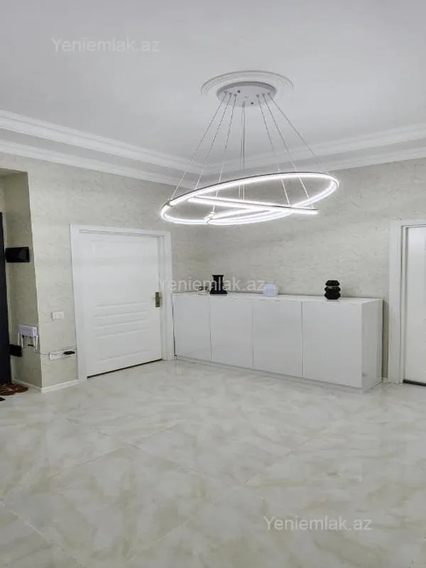 Satılır 3 otaqlı yeni tikili 114 m²