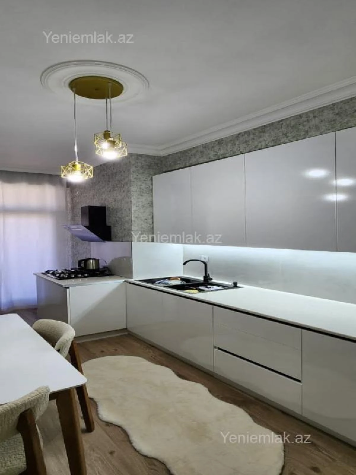 Satılır 3 otaqlı yeni tikili 114 m²