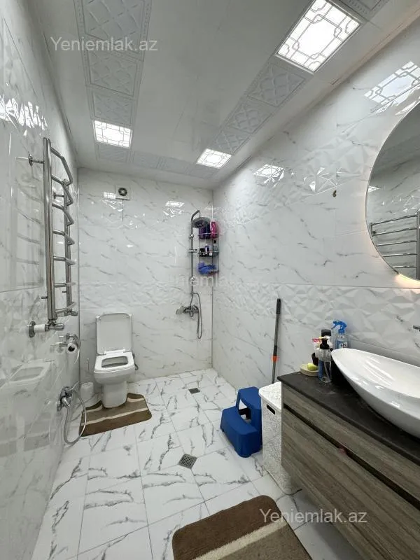 Satılır 2 otaqlı yeni tikili 82 m²