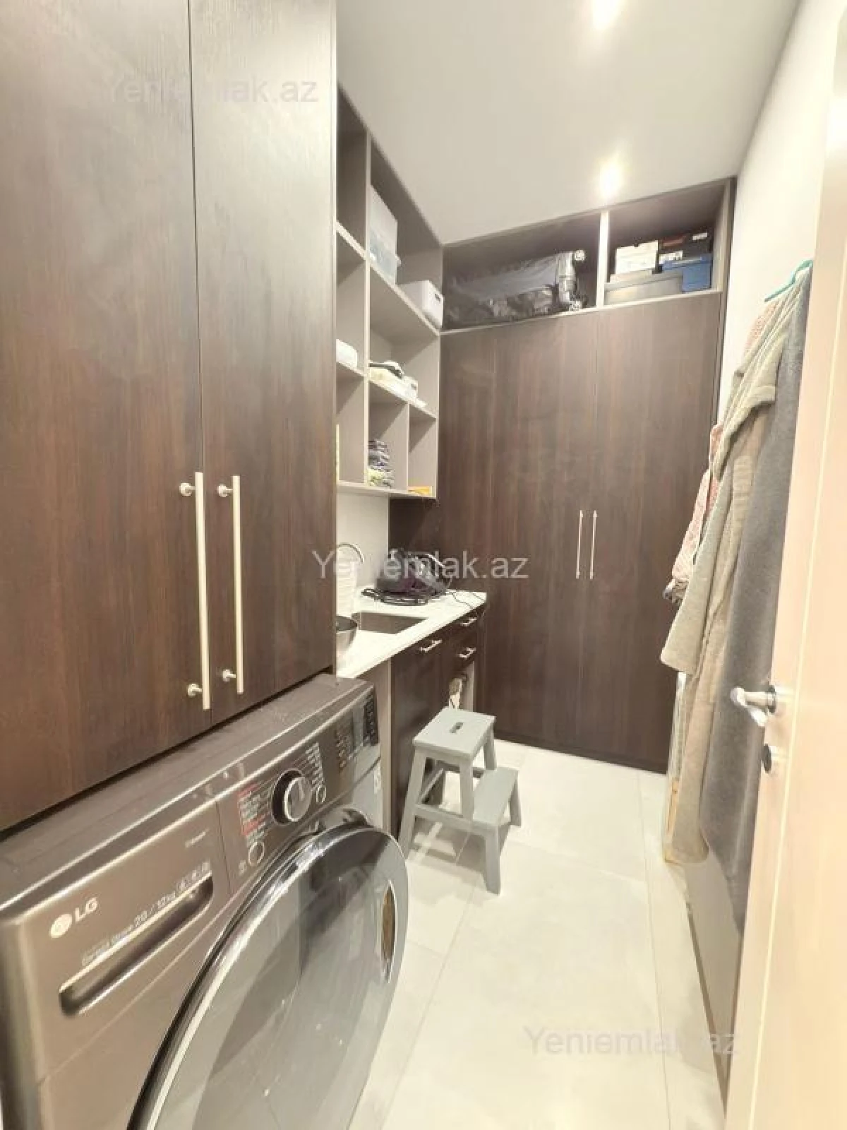 Satılır 4 otaqlı yeni tikili 154 m²