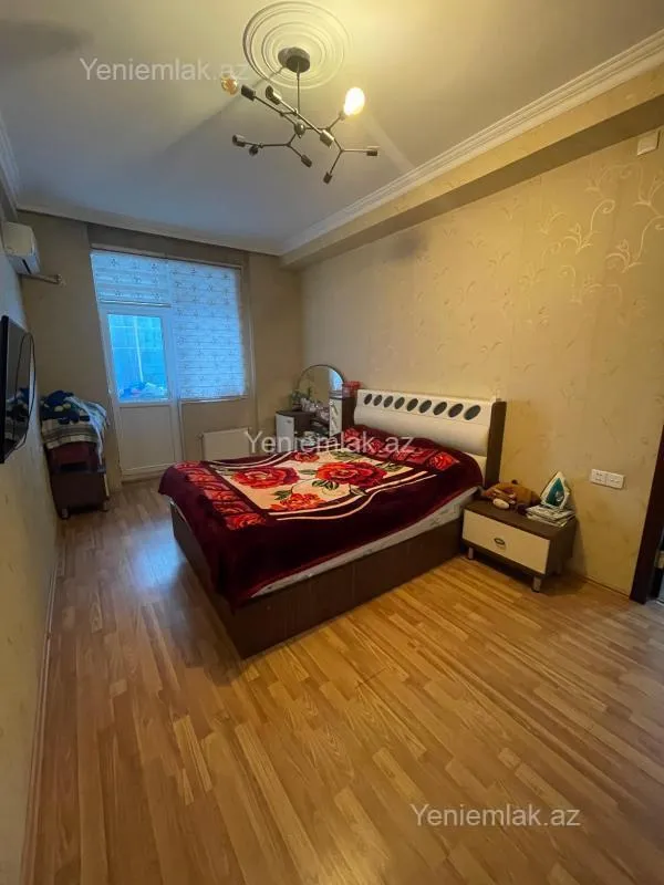 Satılır 2 otaqlı yeni tikili 82 m²