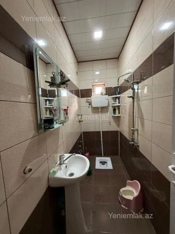 Satılır 3 otaqlı həyət evi 100 m²