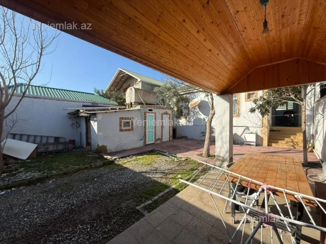 Satılır 3 otaqlı həyət evi 100 m²