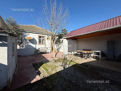 Satılır 3 otaqlı həyət evi 100 m²