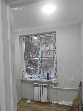 Satılır 1 otaqlı köhnə tikili 45 m²