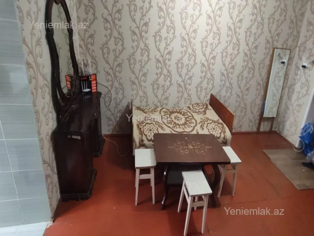 Satılır 1 otaqlı köhnə tikili 23 m²