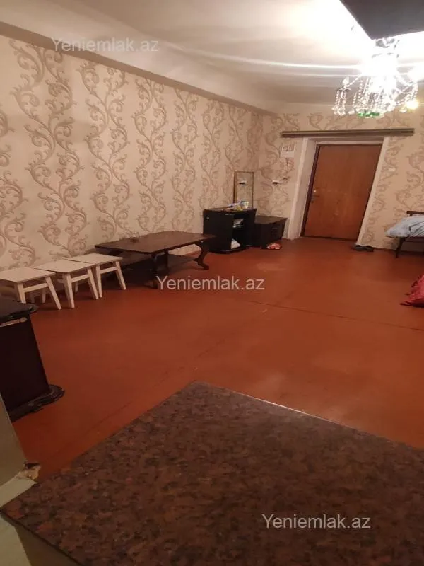 Satılır 1 otaqlı köhnə tikili 23 m²