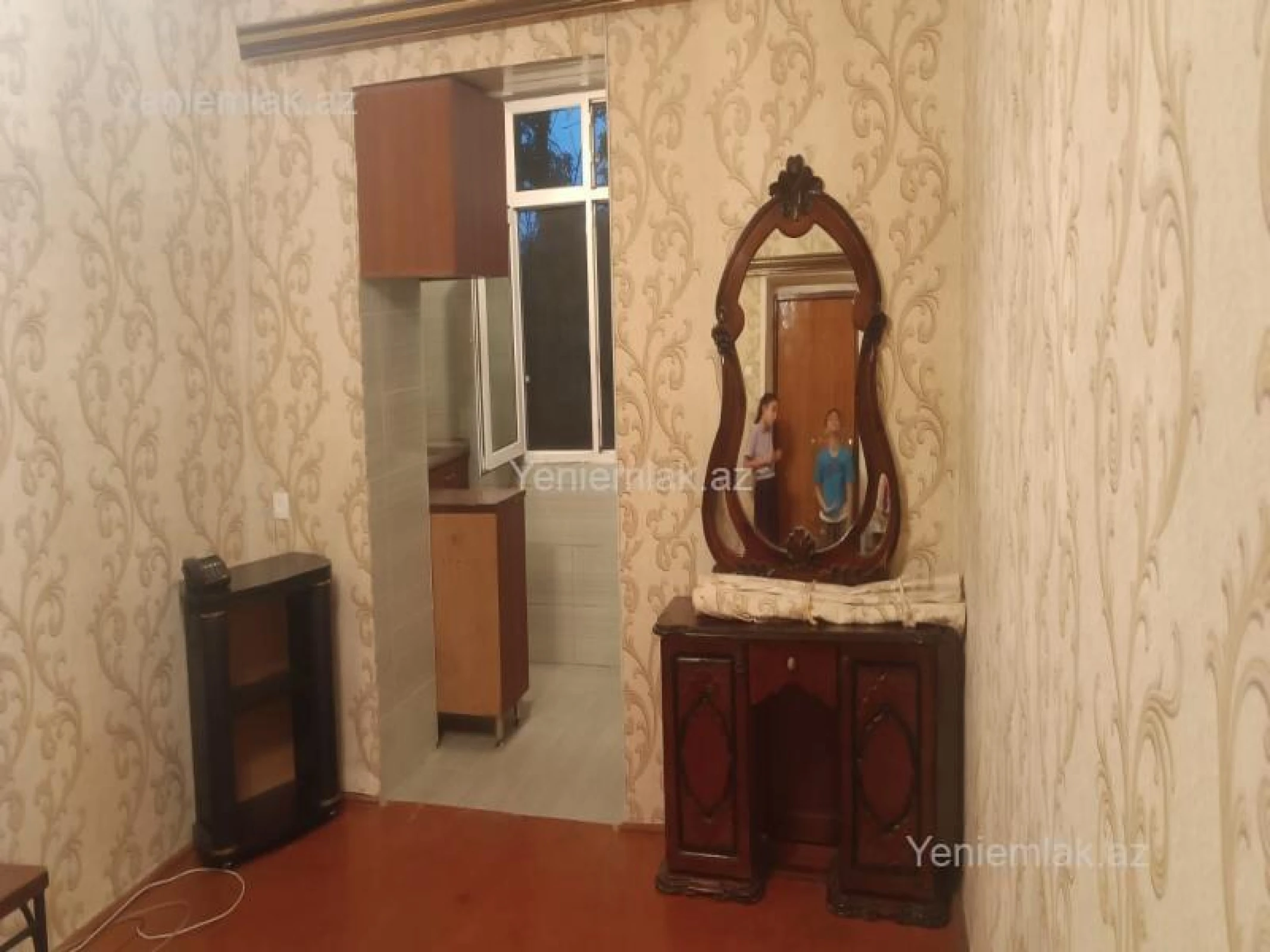 Satılır 1 otaqlı köhnə tikili 23 m²