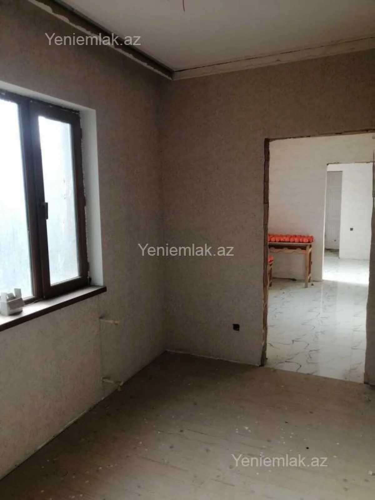 Satılır 4 otaqlı həyət evi 100 m²