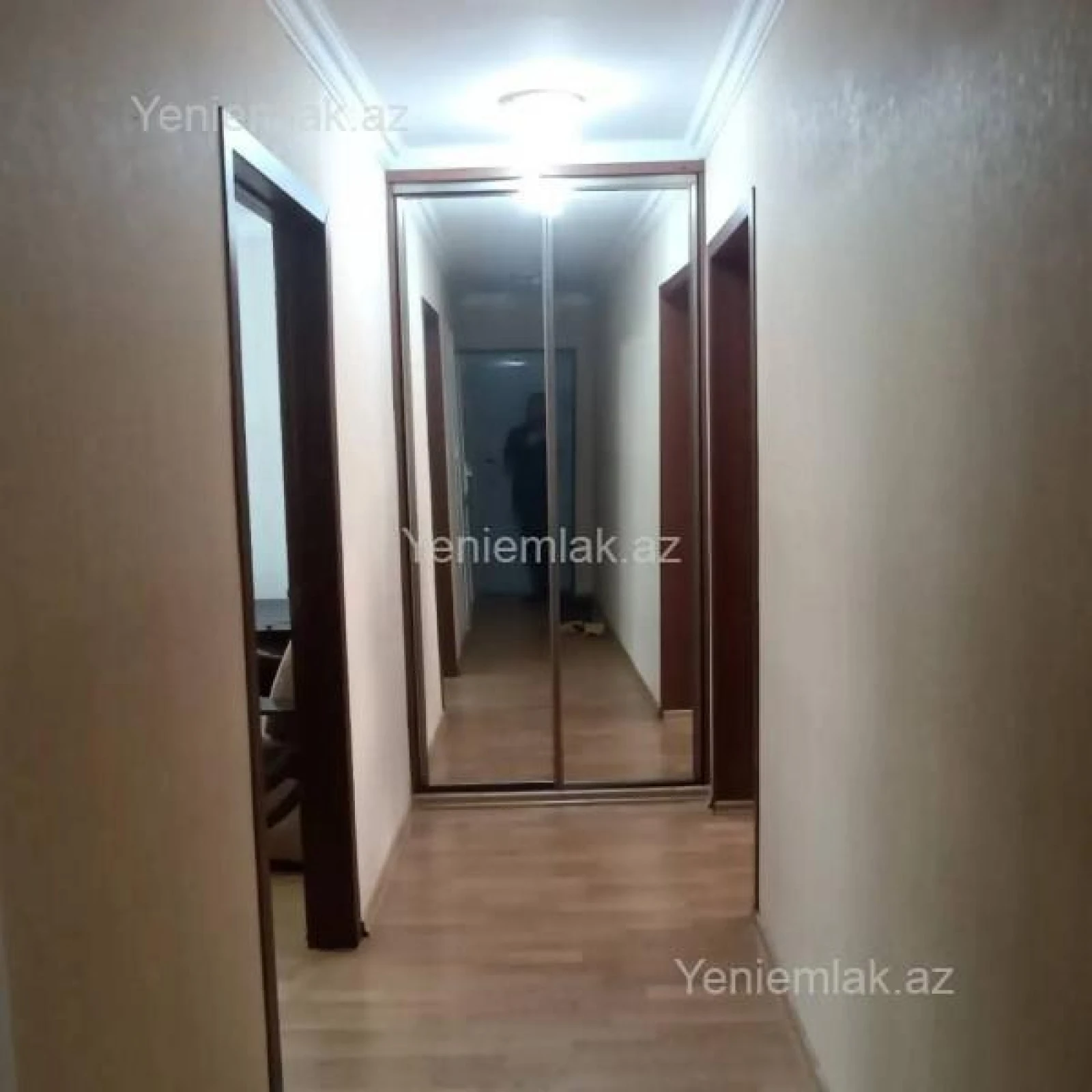 Satılır 2 otaqlı köhnə tikili 46 m²