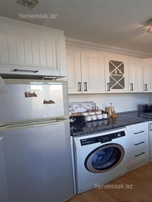 Satılır 2 otaqlı köhnə tikili 46 m²