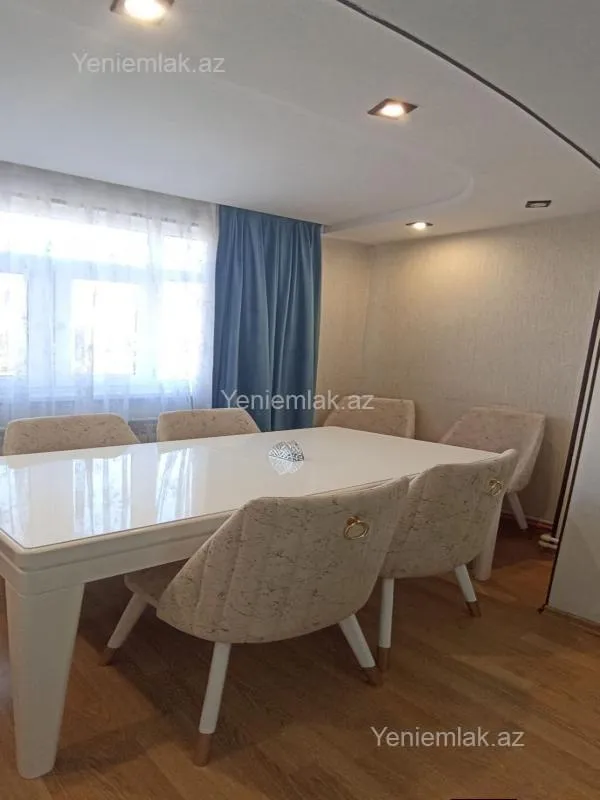 Satılır 2 otaqlı köhnə tikili 46 m²