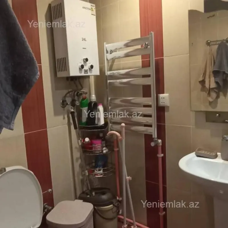 Satılır 2 otaqlı köhnə tikili 46 m²
