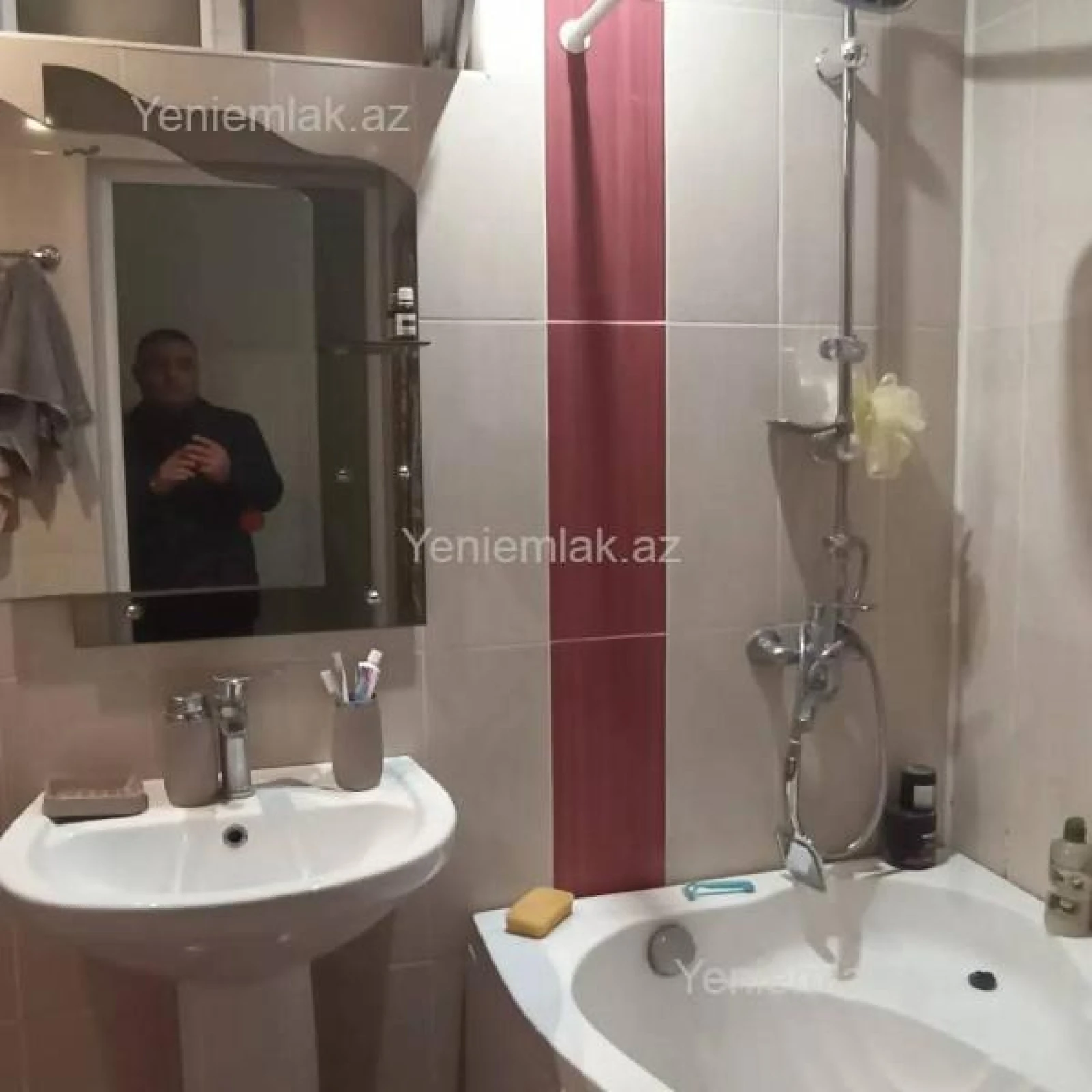 Satılır 2 otaqlı köhnə tikili 46 m²