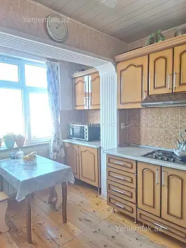 Satılır 2 otaqlı köhnə tikili 70.2 m²