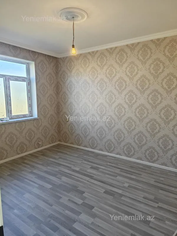Satılır 4 otaqlı həyət evi 100 m²