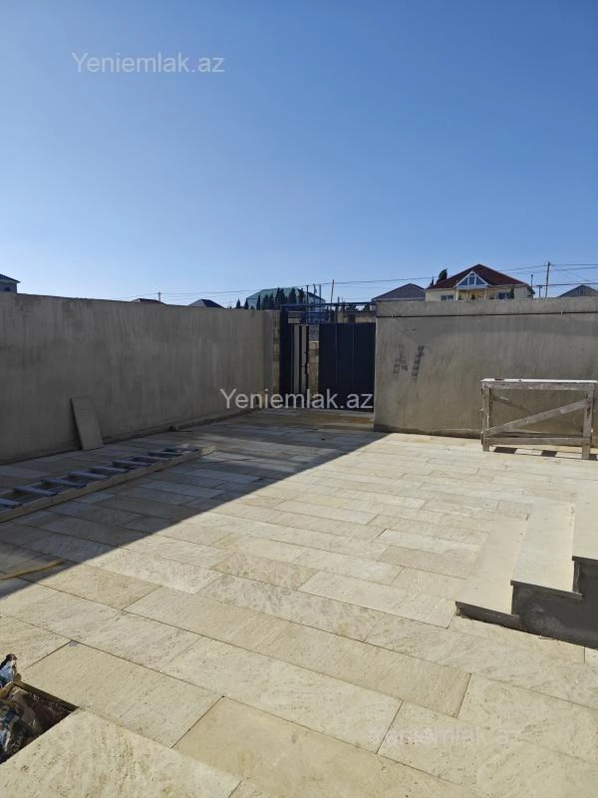 Satılır 4 otaqlı həyət evi 100 m²