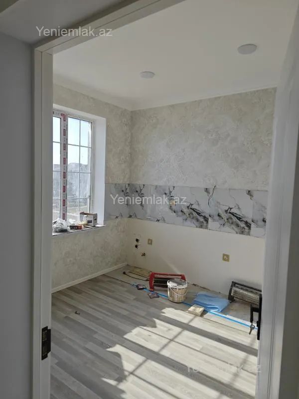 Satılır 4 otaqlı həyət evi 100 m²