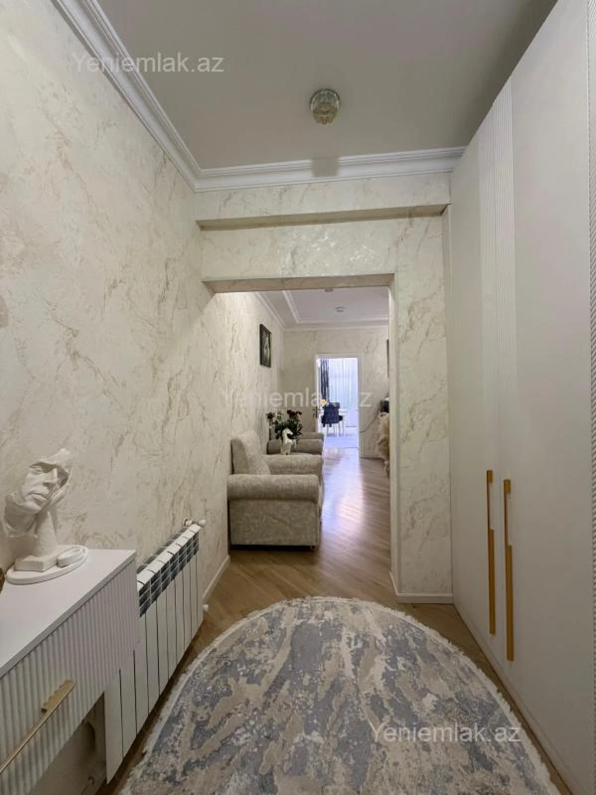 Satılır 3 otaqlı yeni tikili 130 m²