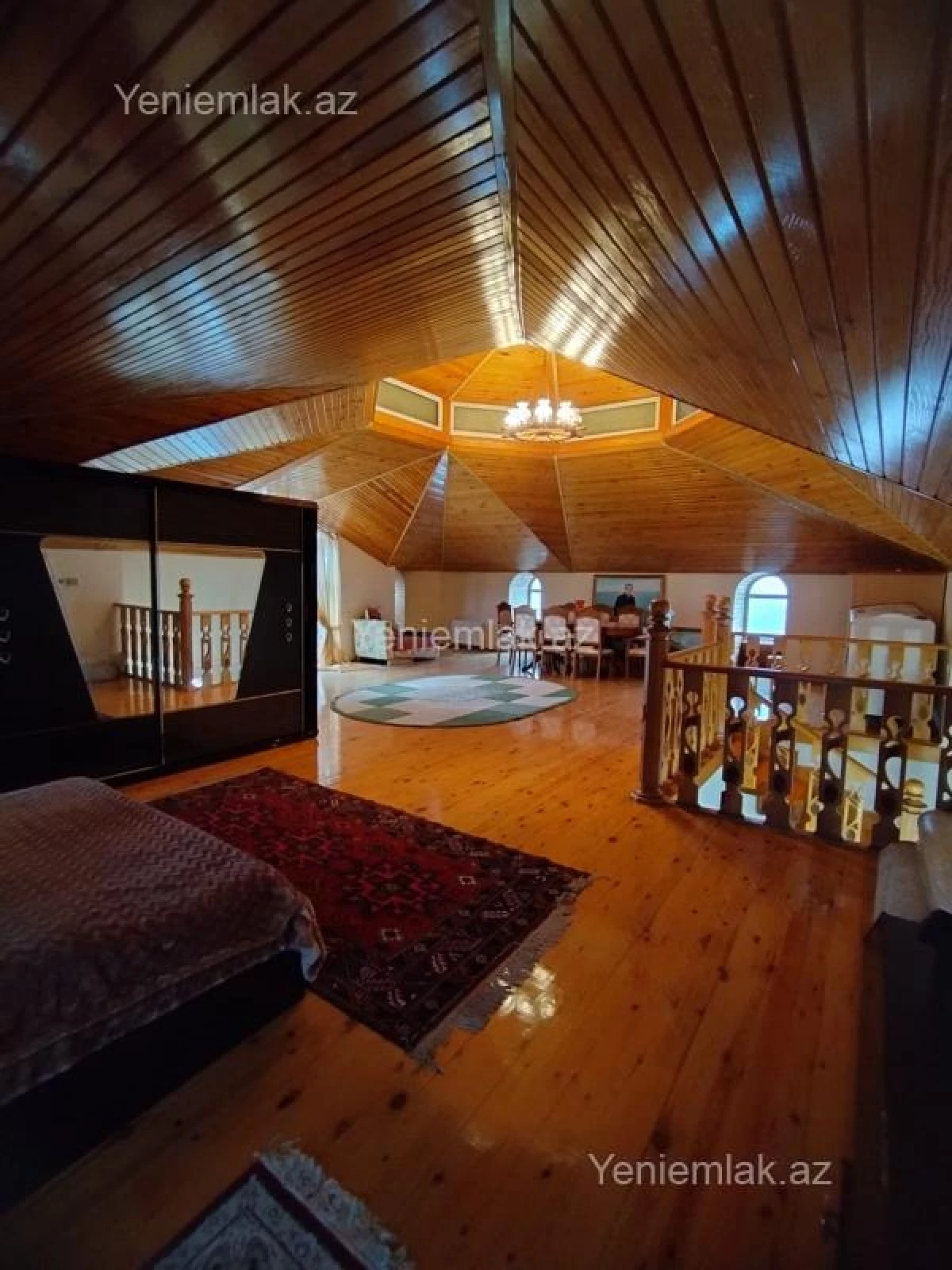 Satılır 6 otaqlı həyət evi 600 m²