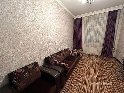 Satılır 3 otaqlı köhnə tikili 95 m²