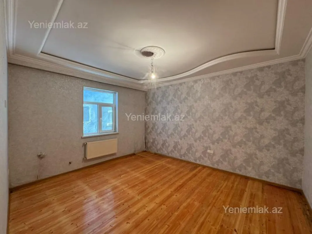 Satılır 4 otaqlı həyət evi 115 m²