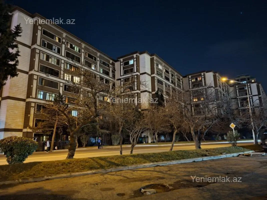 Satılır 3 otaqlı köhnə tikili 90 m²