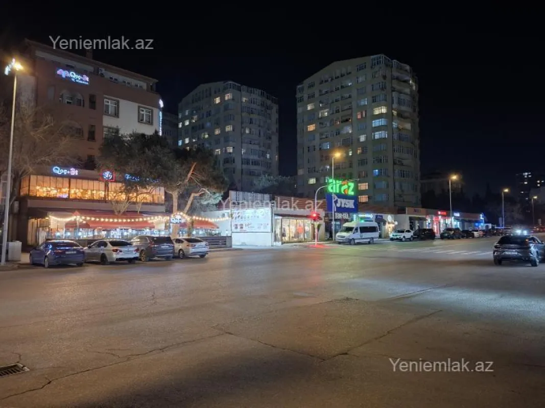 Satılır 3 otaqlı köhnə tikili 90 m²