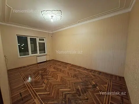 Satılır 3 otaqlı köhnə tikili 90 m²