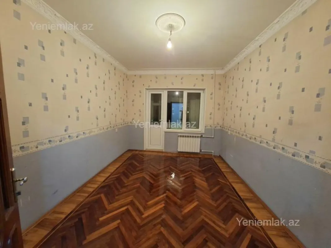 Satılır 3 otaqlı köhnə tikili 90 m²