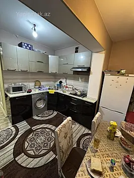 Satılır 2 otaqlı köhnə tikili 55 m²
