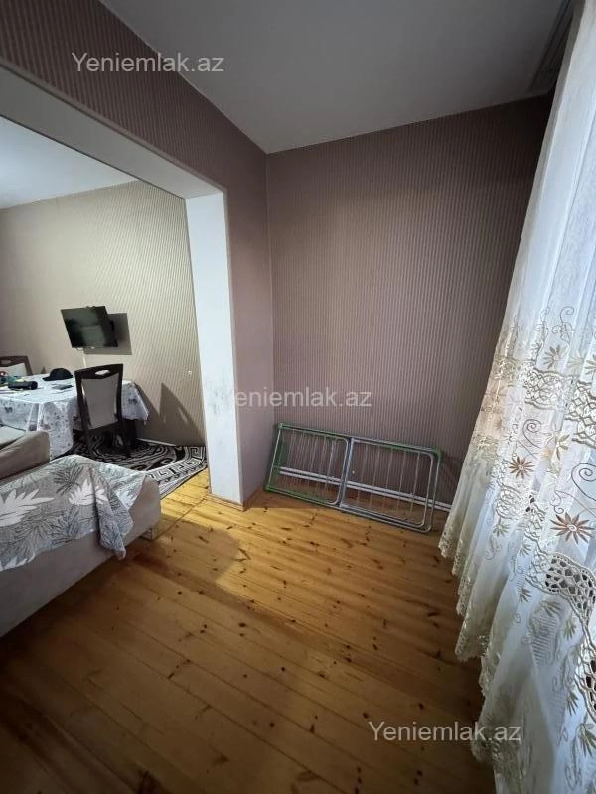Satılır 2 otaqlı köhnə tikili 55 m²