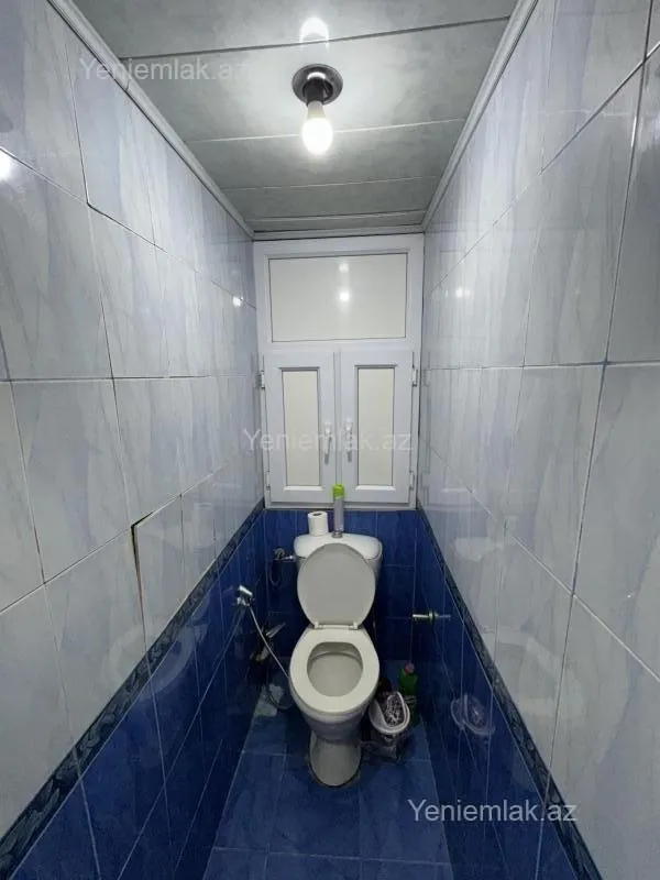 Satılır 2 otaqlı köhnə tikili 55 m²