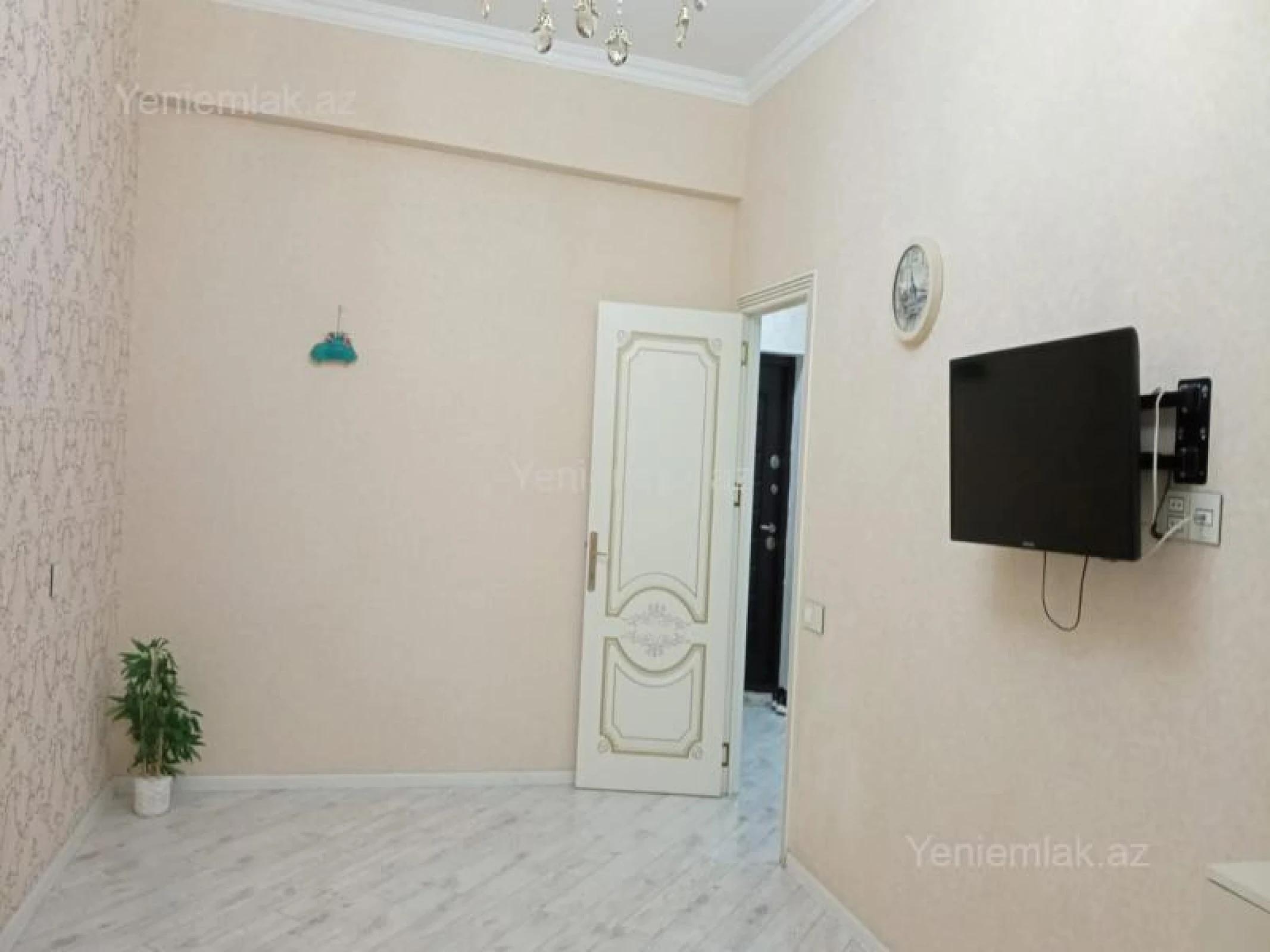 Satılır 3 otaqlı yeni tikili 73 m²